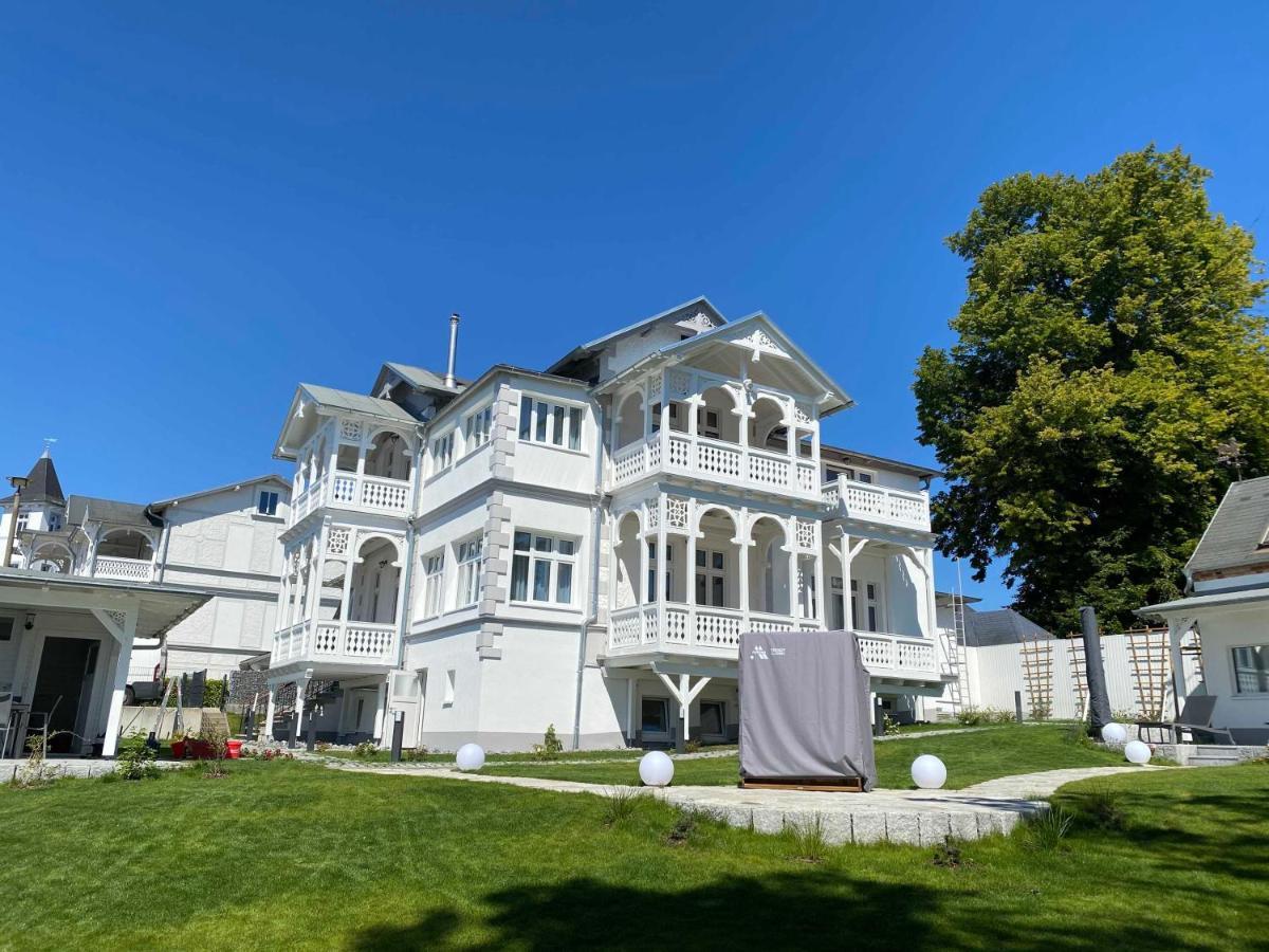 Villa Jenny - Ferienappartement 1 Mit Meerblick Sassnitz Exterior photo